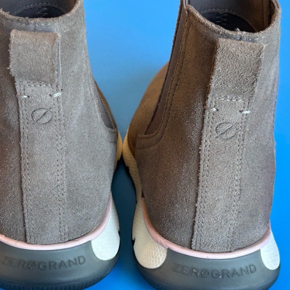 Cole Haan Chelsea W21353 Men's Taupe Faux Suede Ankle Boots Size 5 1/2B - Picture 9 of 13